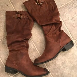 White Mountain Tan Boots